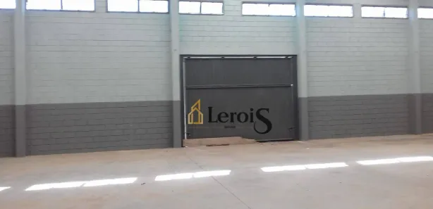 Galpão / Depósito / Armazém para alugar, 750m² no Jardim São João, Salto