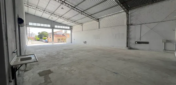 Galpão / Depósito / Armazém para alugar, 950m² no Chácara da Galega, Pindamonhangaba