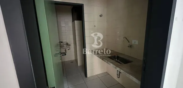 Conjunto Comercial / Sala para alugar, 60m² no Centro, Londrina