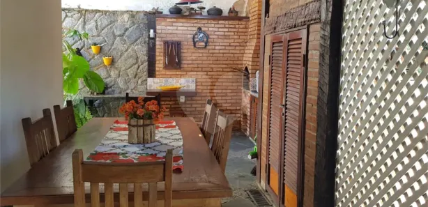 Casa de Condomínio com 3 Quartos para venda ou aluguel, 200m² no Alto de Búzios, Armação dos Búzios