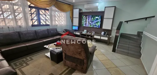 Sobrado com 4 Quartos à venda, 271m² no Jardim Casqueiro, Cubatão