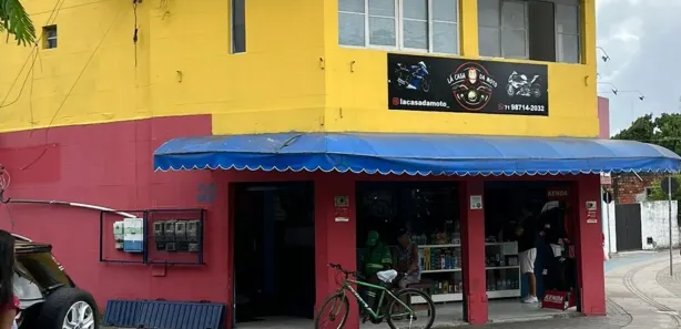 Prédio Inteiro com 4 Quartos à venda, 100m² no Centro, Camaçari