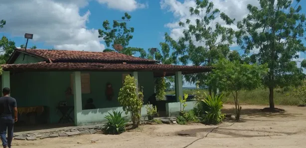 Fazenda / Sítio / Chácara com 4 Quartos à venda, 20000m² no , Feira Nova