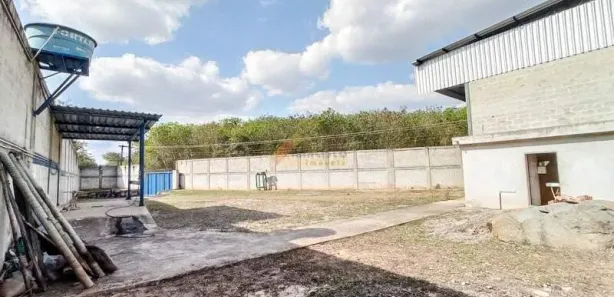 Galpão / Depósito / Armazém à venda, 280m² no Esplanada, Divinópolis