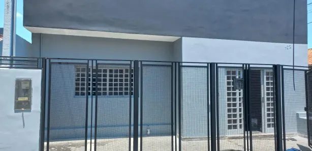 Loja / Salão / Ponto Comercial com 11 Quartos para venda ou aluguel, 261m² no Pedregulho, Guaratinguetá