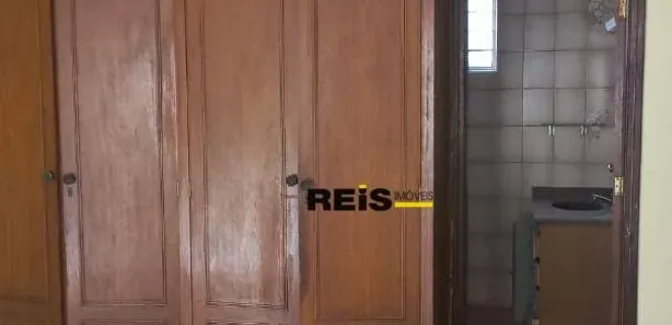 Sobrado com 3 Quartos para venda ou aluguel, 248m² no Parque Campolim, Sorocaba