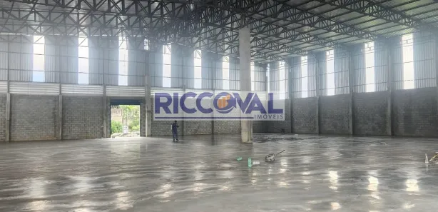 Galpão / Depósito / Armazém para venda ou aluguel, 1600m² no Jardim Nossa Senhora Aparecida, Guarulhos