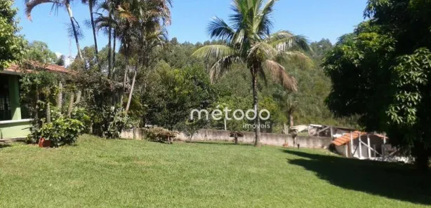 Fazenda / Sítio / Chácara com 3 Quartos à venda, 350m² no , Guararema