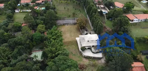 Fazenda / Sítio / Chácara com 5 Quartos à venda, 1700m² no , Mairinque