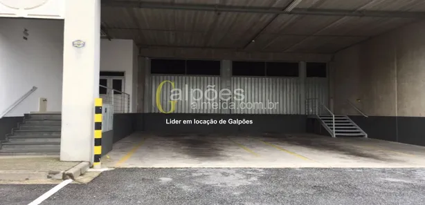 Galpão / Depósito / Armazém para alugar, 890m² no Santa Fé, Osasco