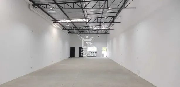 Galpão / Depósito / Armazém para alugar, 242m² no Residencial Vila dos Eucaliptos, Salto