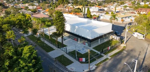 Loja / Salão / Ponto Comercial para alugar, 162m² no Jardim Social, Curitiba