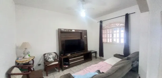 Casa com 3 Quartos para alugar, 160m² no Parque Burle, Cabo Frio