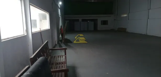 Galpão / Depósito / Armazém para venda ou aluguel, 600m² no Barra da Tijuca, Rio de Janeiro