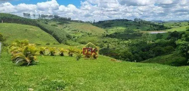 Fazenda / Sítio / Chácara com 3 Quartos à venda, 28000m² no Canto das Águas, Igaratá