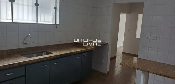 Casa Comercial com 2 Quartos para alugar, 140m² no Jardim Armênia, Mogi das Cruzes