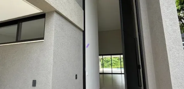 Casa de Condomínio com 3 Quartos à venda, 240m² no Chácara dos Lagos, Carapicuíba