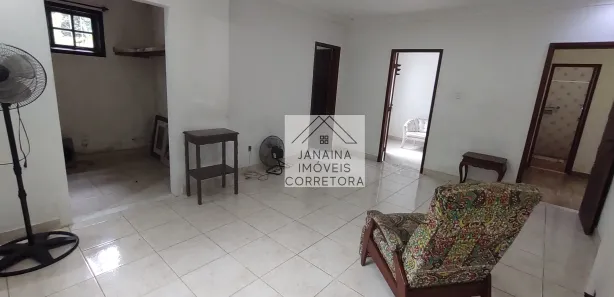 Fazenda / Sítio / Chácara com 3 Quartos à venda, 218m² no Limoeiro, Guapimirim