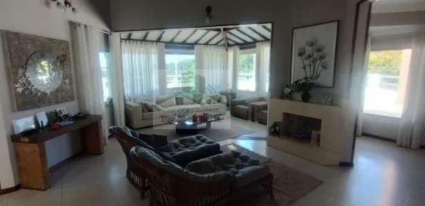 Fazenda / Sítio / Chácara com 4 Quartos à venda, 504m² no Serra dos Lagos (Jordanésia), Cajamar