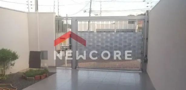 Casa com 3 Quartos à venda, 110m² no Loteamento Madrid, Maringá