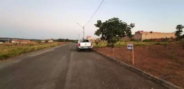 Terreno / Lote / Condomínio à venda, 300m² no portal das aguas, Hidrolândia