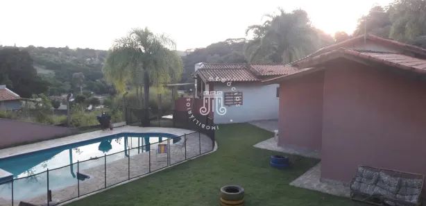 Fazenda / Sítio / Chácara com 3 Quartos à venda, 198m² no Aglomeração Urbana de Jundiaí, Louveira
