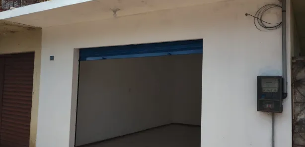 Loja / Salão / Ponto Comercial para alugar, 29m² no Aldeia, Santarém