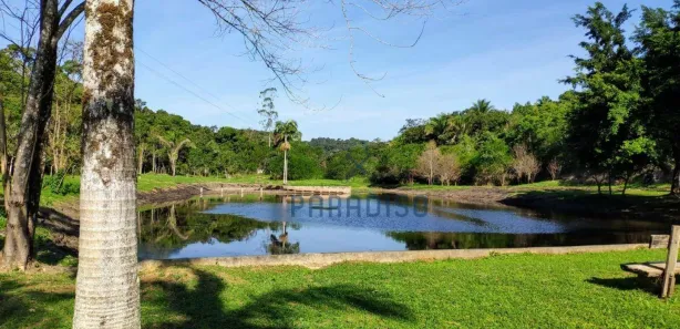 Fazenda / Sítio / Chácara com 10 Quartos à venda, 193600m² no , Antonina