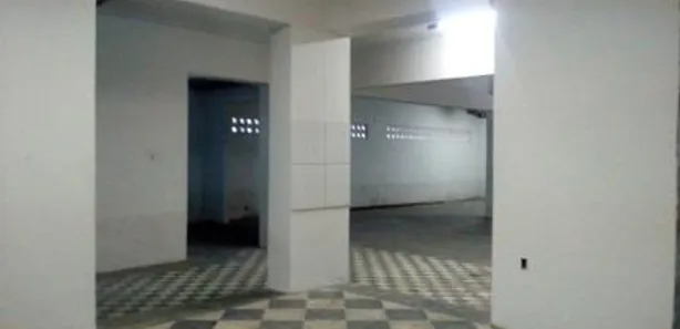 Prédio Inteiro para alugar, 960m² no Montese, Fortaleza