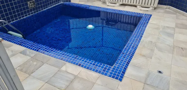 Cobertura com 4 Quartos para alugar, 180m² no Enseada, Guarujá