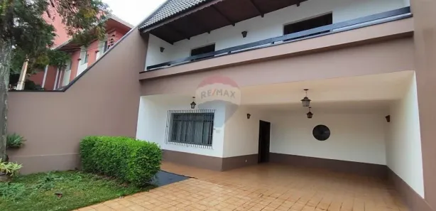 Loja / Salão / Ponto Comercial com 3 Quartos para alugar, 403m² no Centro, Atibaia