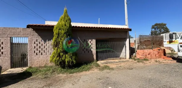 Fazenda / Sítio / Chácara com 3 Quartos para alugar, 150m² no Jucurupava, Salto de Pirapora