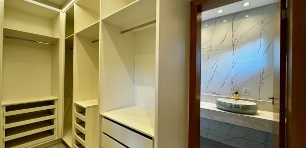 Casa de Condomínio com 3 Quartos à venda, 197m² no Residencial Condomínio Jardim Veneza, Senador Canedo