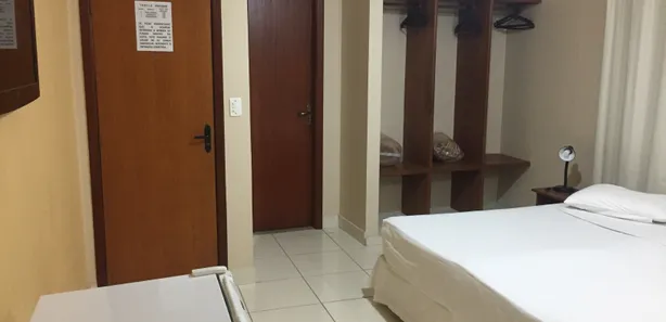 Hotel / Motel / Pousada com 15 Quartos à venda, 658m² no Novo Cavaleiro, Macaé