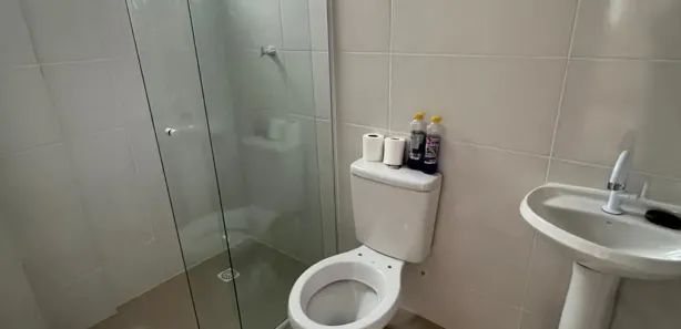 Apartamento com 2 Quartos para alugar, 65m² no Cedro, Camboriú