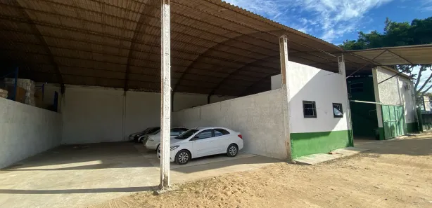 Galpão / Depósito / Armazém à venda, 1900m² no Parque Turf Club, Campos dos Goytacazes