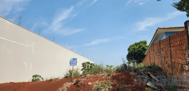 Terreno / Lote / Condomínio à venda, 405m² no Vila Santa Helena, Apucarana