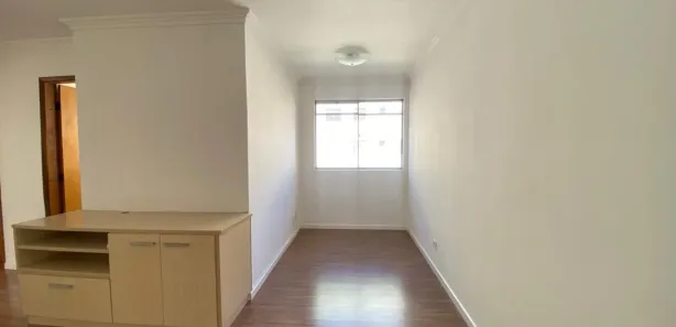 Apartamento com 2 Quartos para alugar, 72m² no Hauer, Curitiba