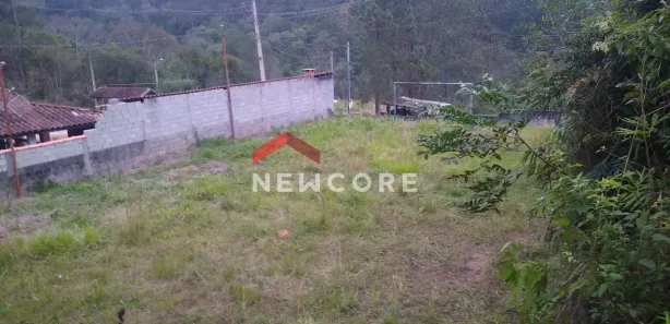 Fazenda / Sítio / Chácara à venda, 800m² no Centro, São Lourenço da Serra
