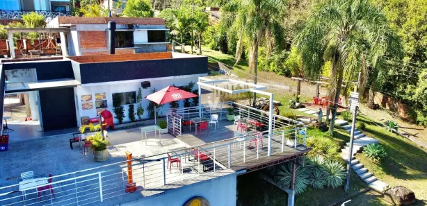 Loja / Salão / Ponto Comercial com 1 Quarto à venda, 493m² no Nossa Senhora do Perpétuo Socorro, Santa Maria
