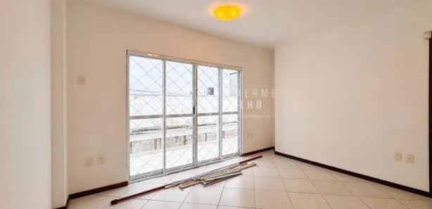 Loja / Salão / Ponto Comercial à venda, 100m² no Nações, Balneário Camboriú