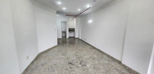 Conjunto Comercial / Sala à venda, 79m² no Asa Sul, Brasília
