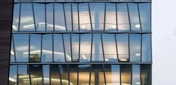 Prédio Inteiro à venda, 2660m² no Centro Cívico, Curitiba