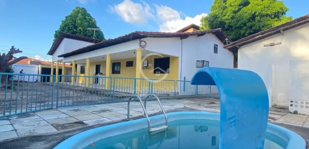 Casa com 4 Quartos à venda, 239m² no Ininga, Teresina