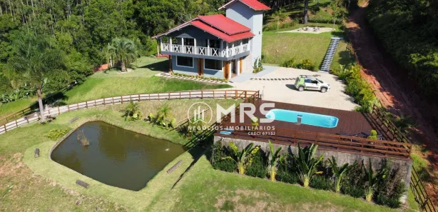 Fazenda / Sítio / Chácara com 3 Quartos à venda, 5800m² no São João Batista, São João Batista