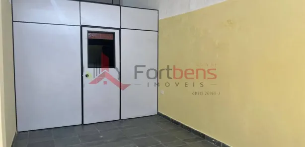 Casa Comercial para alugar, 50m² no Laranjeiras, Caieiras