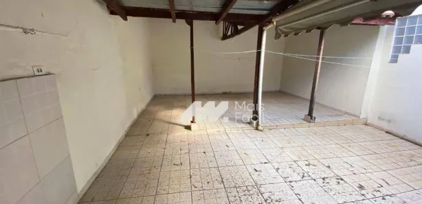 Casa com 3 Quartos para alugar, 110m² no Jardim Monte Carlo, Maringá