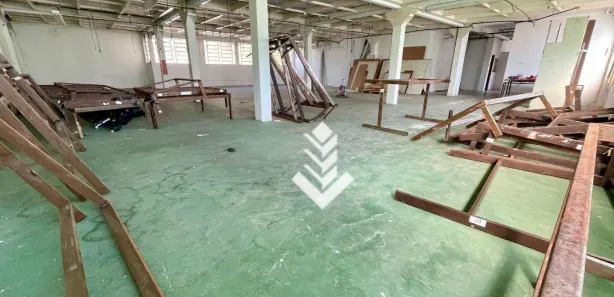 Prédio Inteiro para alugar, 650m² no Catarcione, Nova Friburgo