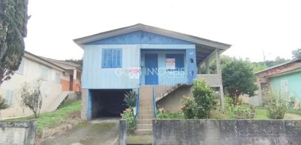 Casa com 2 Quartos para alugar, 163m² no Mina Brasil, Criciúma