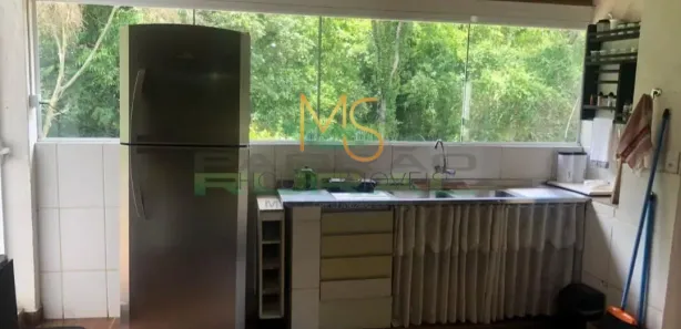Fazenda / Sítio / Chácara com 5 Quartos à venda, 380m² no , Mairinque